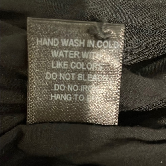 Luxxel Black and White Polka Dot Romper 100% Polyester LINING 100% RAYON NWT - Picture 6 of 9